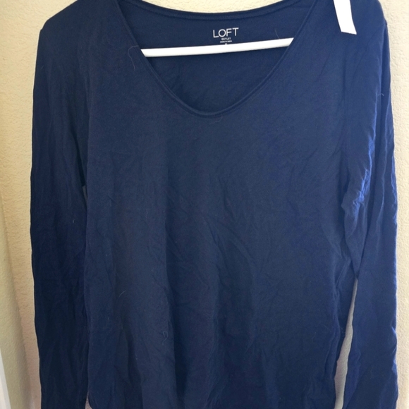 LOFT Tops - NWT Loft Outlet navy long sleeve tee, 100% cotton, size medium